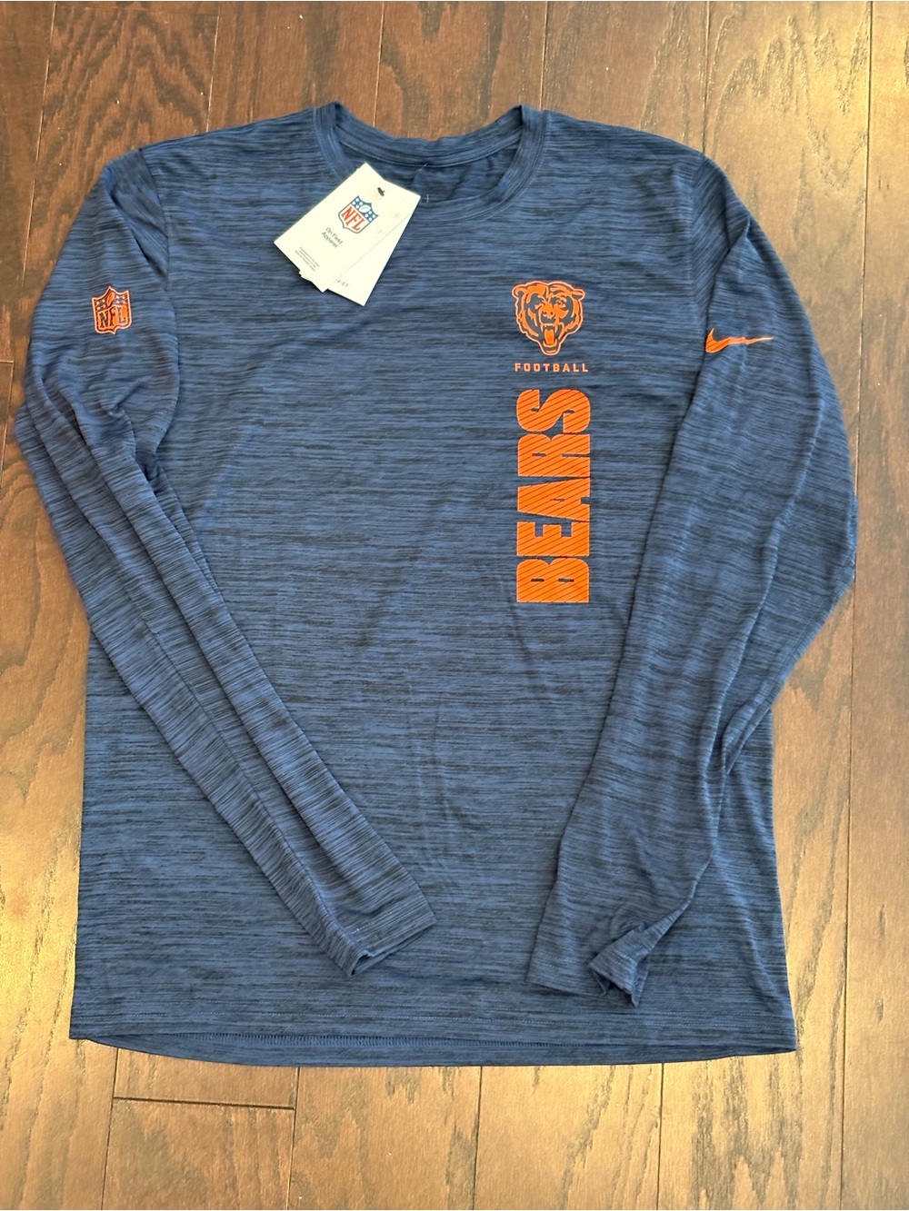 Nike Men’s Navy Chicago Bears NFL Sideline Velocity Dri-FIT Long Sleeve Sz M NWT